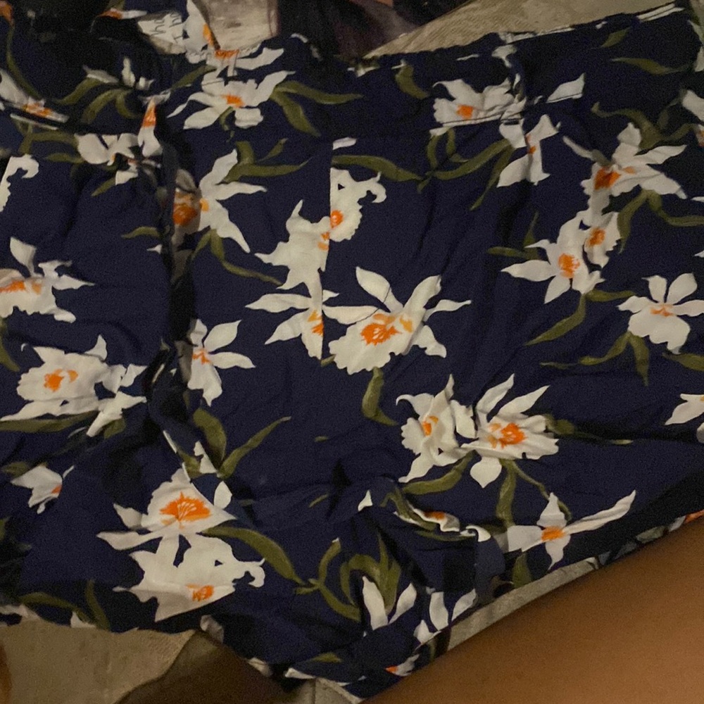 of navy loose shorts with matching tie belt